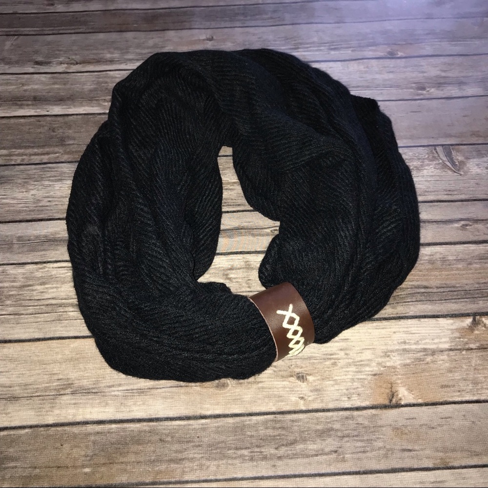 Loop Scarf - image 3